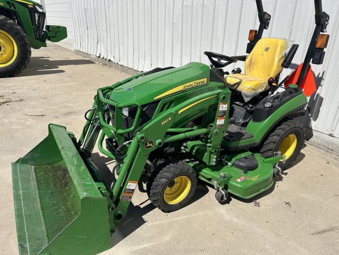 John Deere 1025R