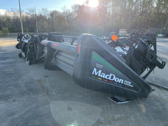 Macdon FD70