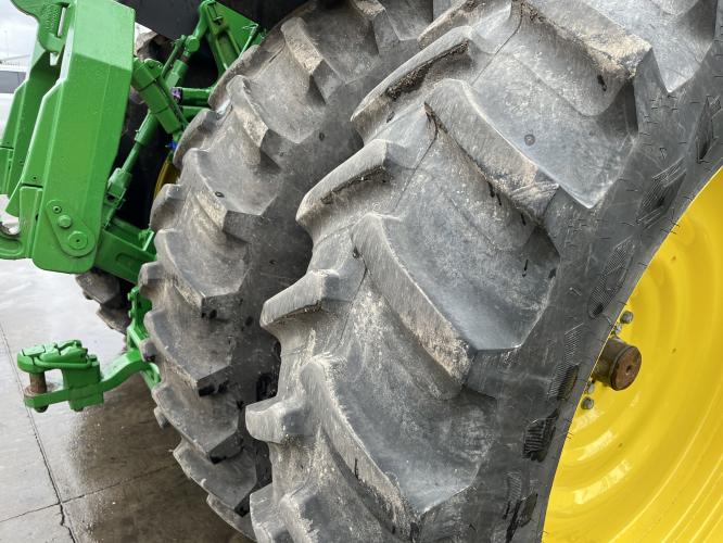 John Deere 8R 370