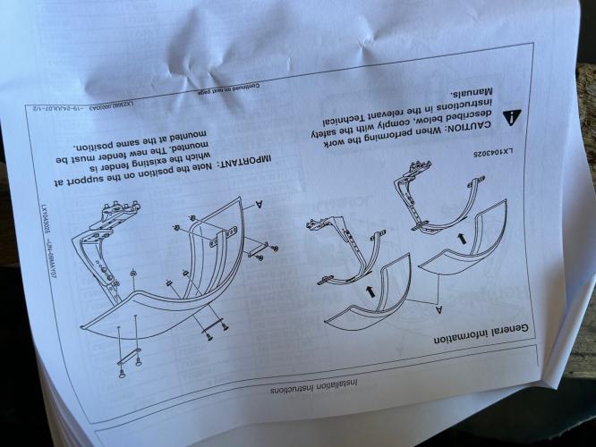 John Deere NEW AL180330-RE270320 MFWD FENDER KIT 5E,5M,5R
