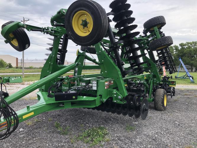 John Deere 2660VT