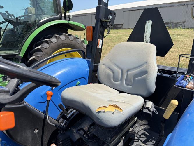 New Holland Workmaster 70