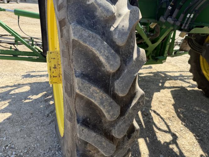 John Deere 612R