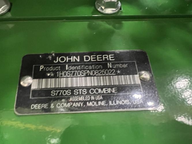 John Deere S770