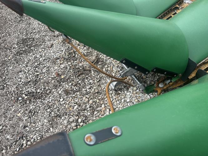 John Deere C8R