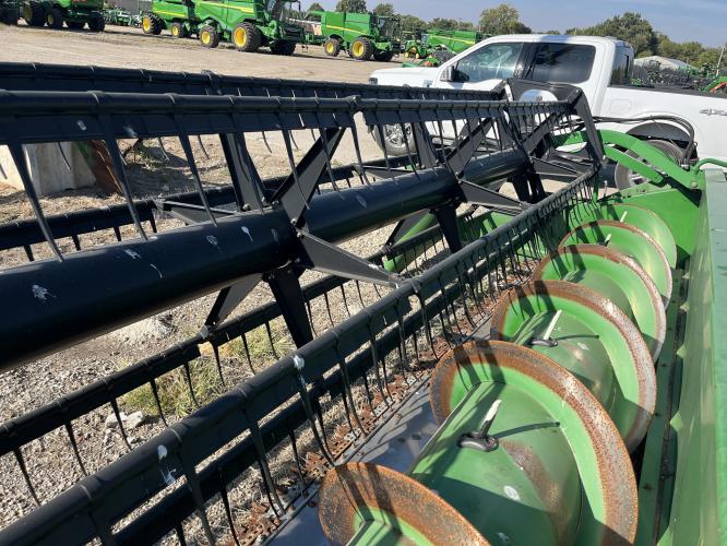 John Deere 630F
