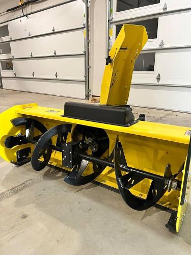John Deere 47 IN. SNOW BLOWER