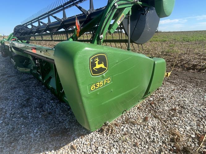 John Deere 635FD
