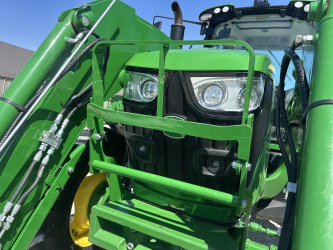 John Deere 6145M