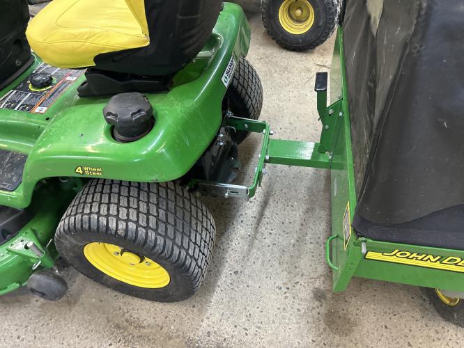 John Deere X384