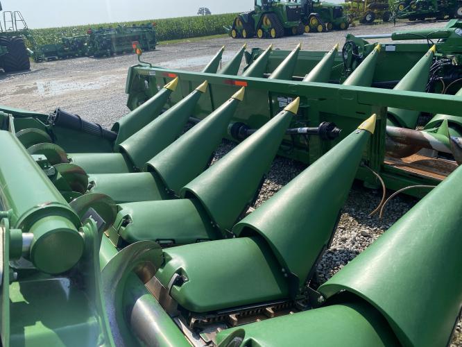 John Deere C12F StalkMaster