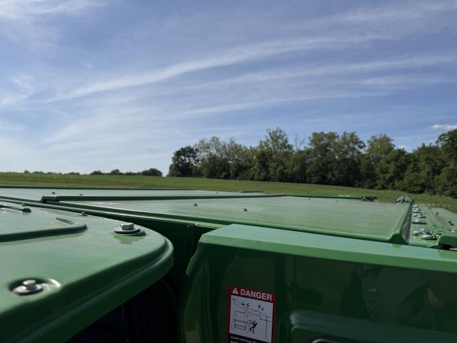 John Deere S760