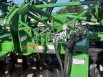 John Deere 2720