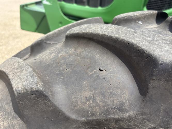 John Deere 6420