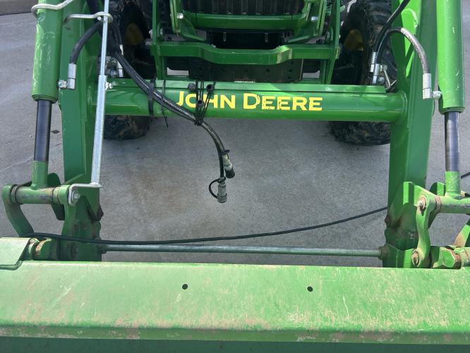 John Deere 4720