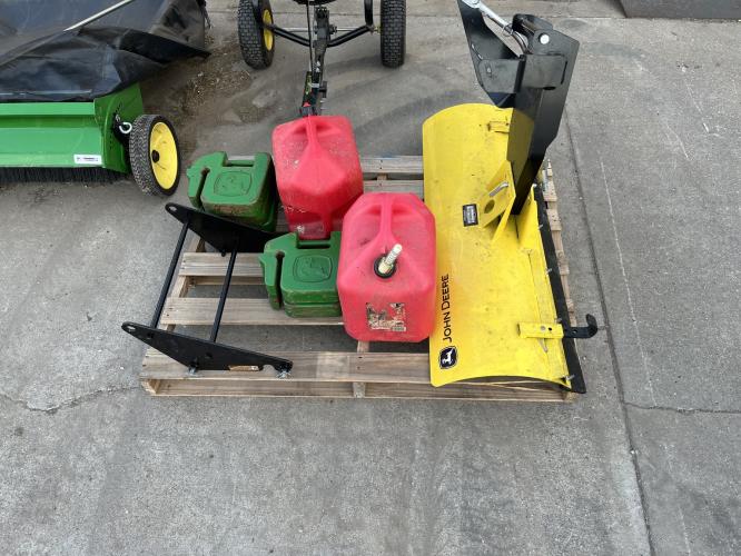 John Deere X394