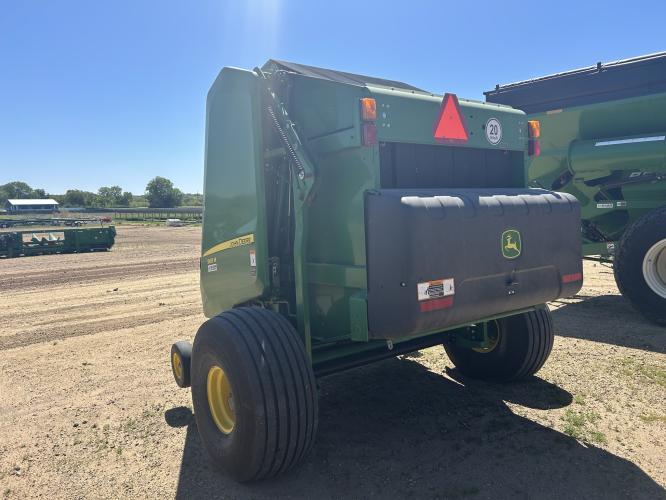 John Deere 560M
