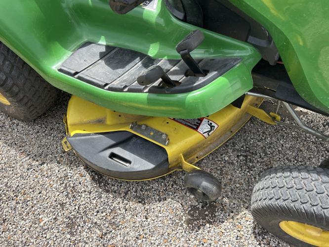 John Deere X304