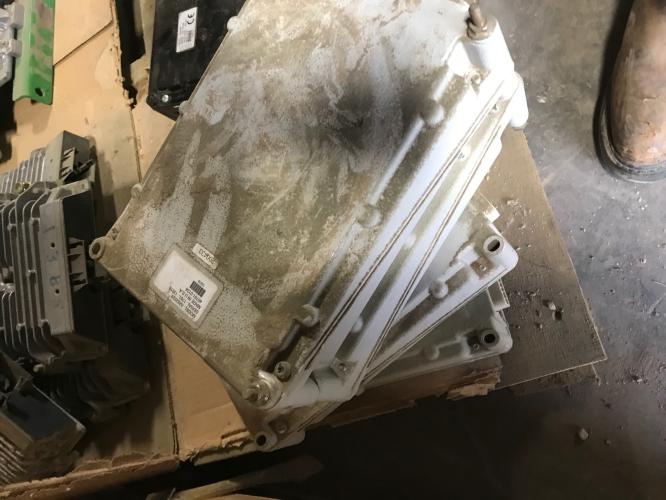 John Deere AA66528 WEDGE CONTROL