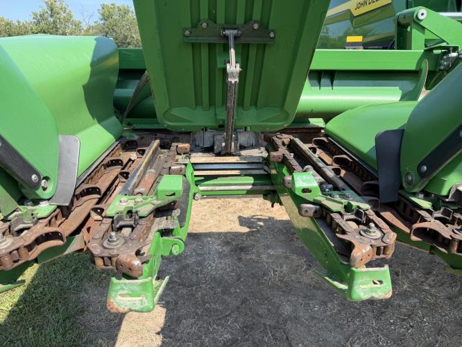 John Deere C12F