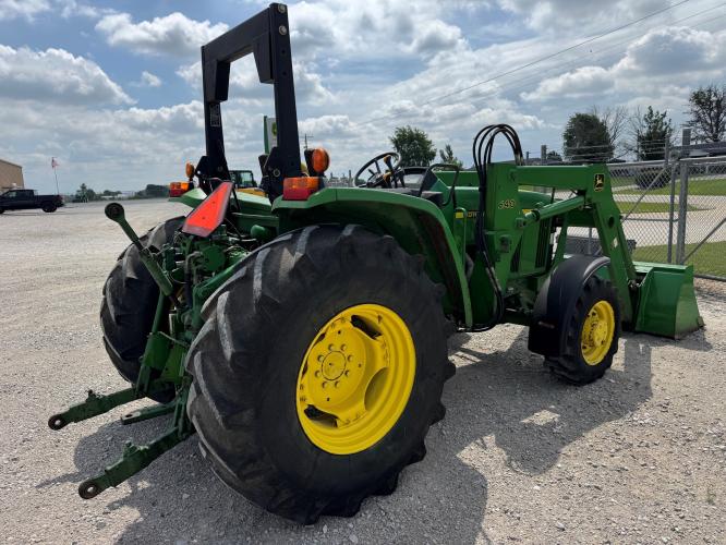 John Deere 6210L