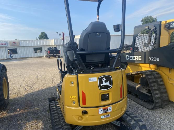 John Deere 17G
