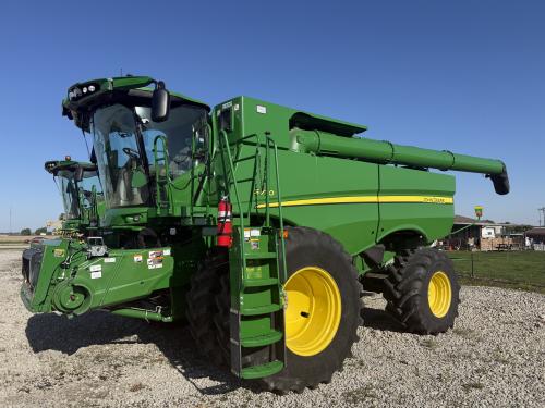 2023 John Deere S770