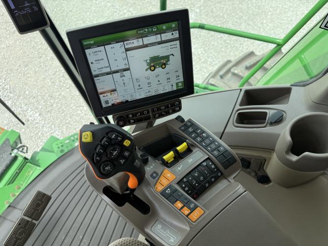 John Deere S780