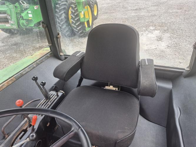 John Deere 4430