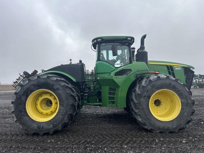 John Deere 9520R