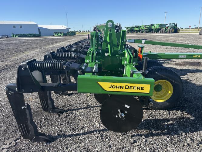 John Deere MT5