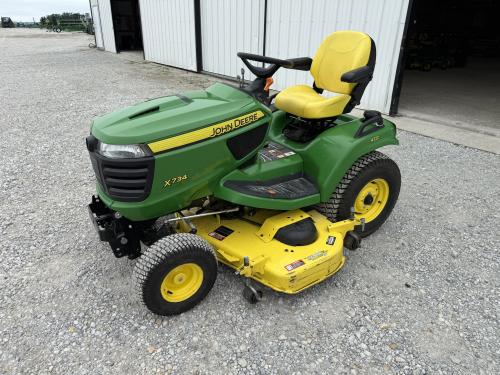 2017 John Deere X734