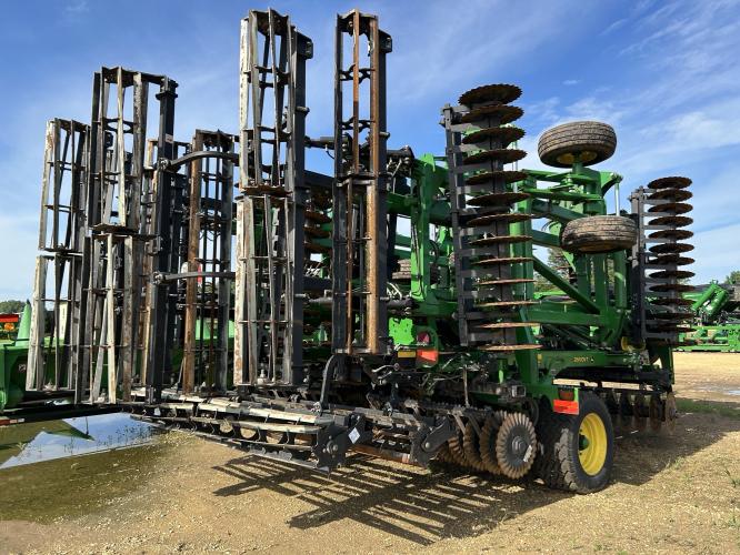 John Deere 2660VT
