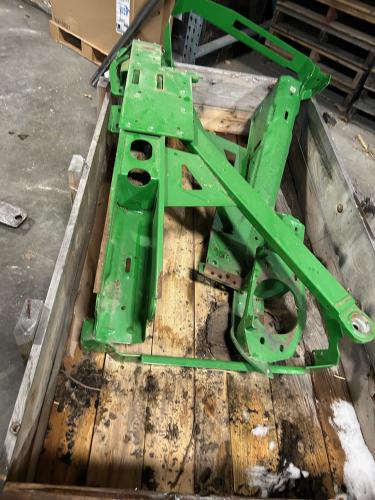 John Deere AXE58749 RH -AXE58753 LH OUTER FLOAT ARM OUTER