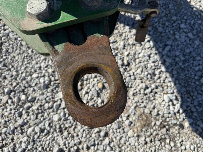 John Deere 2720