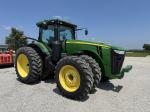 John Deere 8235R