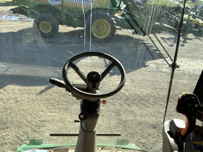 John Deere S780