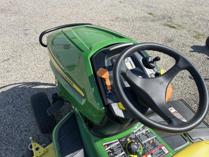 John Deere X380