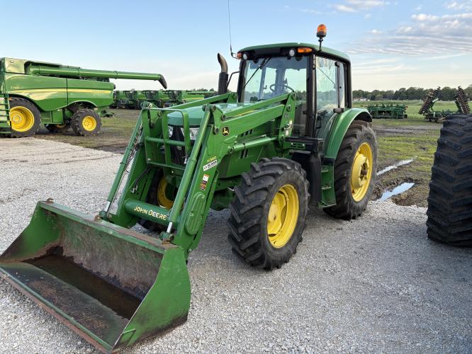 John Deere 6115M