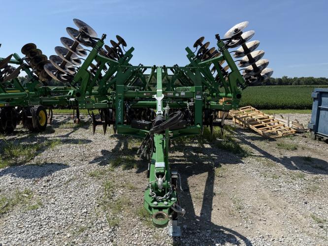 John Deere 2730