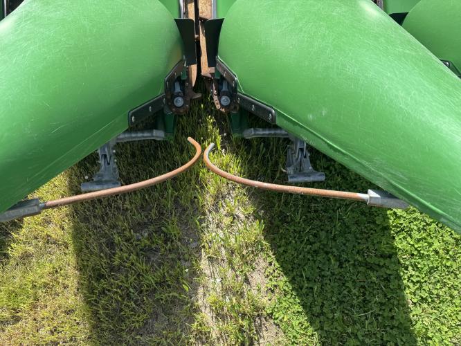John Deere CR 8