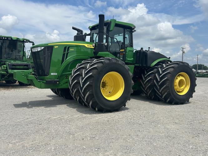 John Deere 9R 640