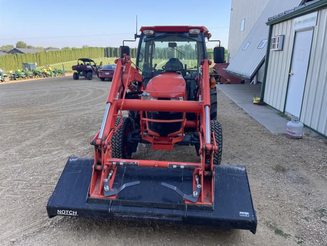 Kubota L4760