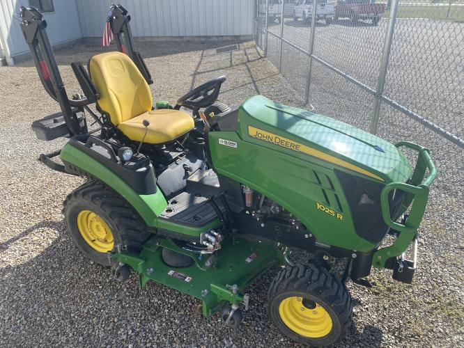 John Deere 1025R