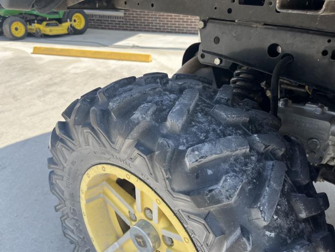 John Deere XUV 825i Power Steering