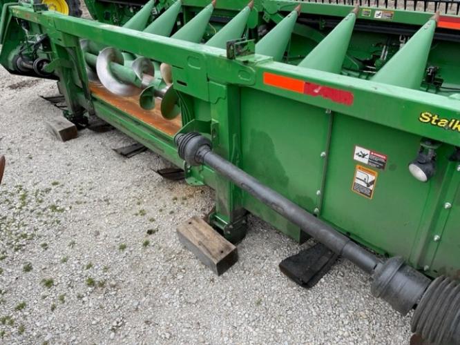 John Deere 608C