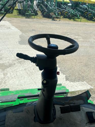 John Deere S790