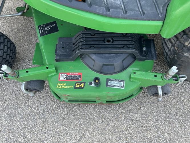 John Deere X730
