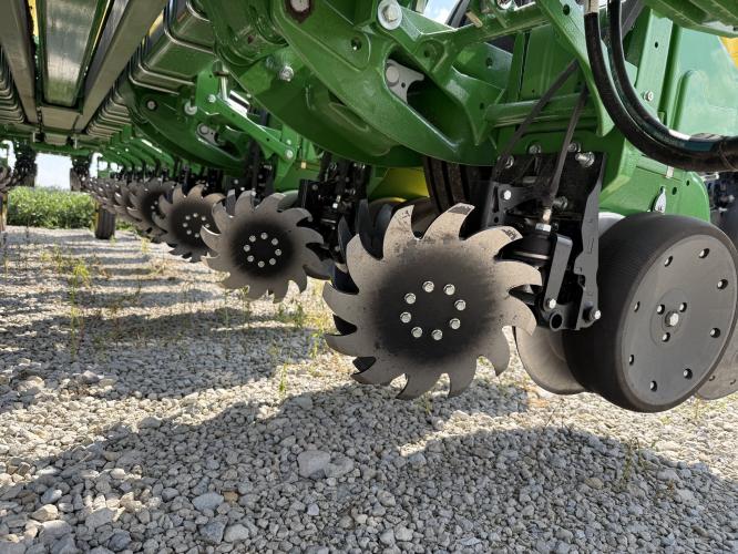 John Deere 1775NT