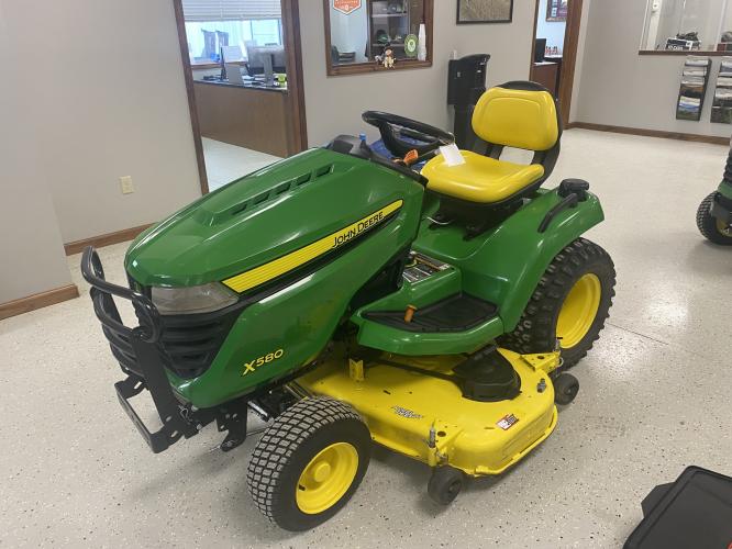 John Deere X580